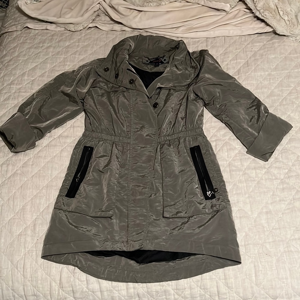 Seven7 hooded cinched rain coat